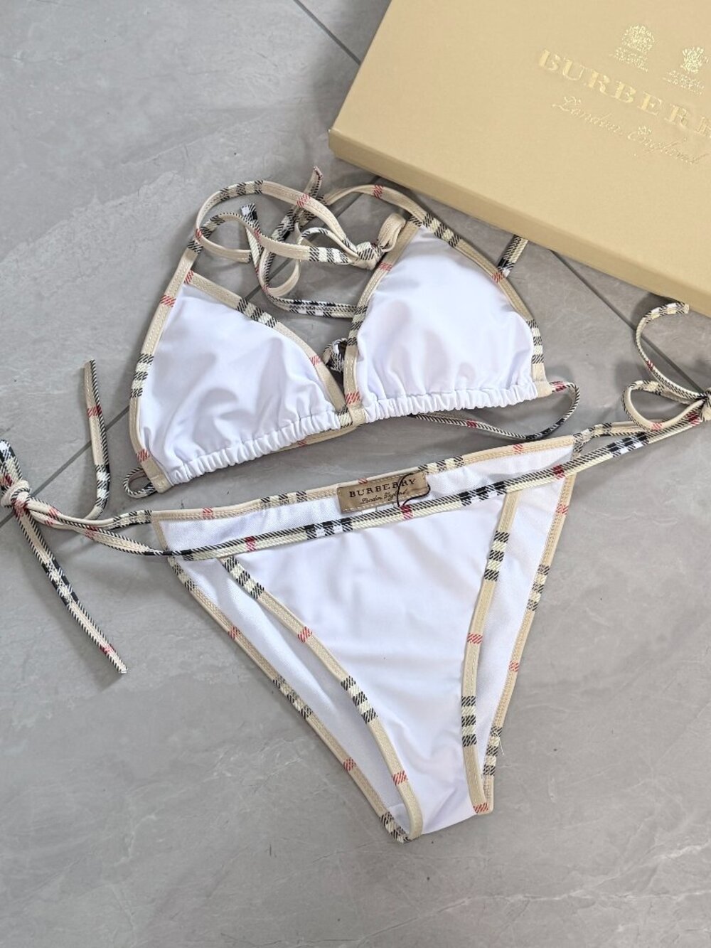 Burberry Women‘s White Bikini